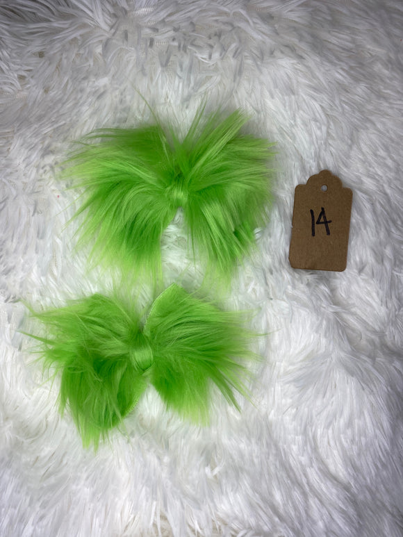 Green Fur 14 Clip Set